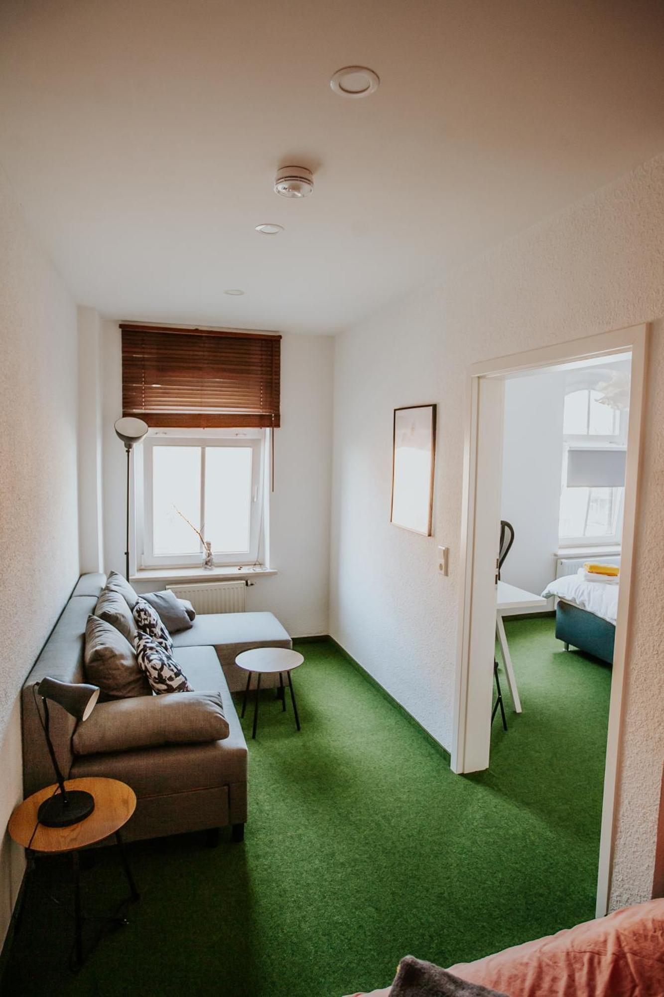 Traumhaftes Apartment Am Dom Mit Grosser Dachterrasse Цвикау Екстериор снимка