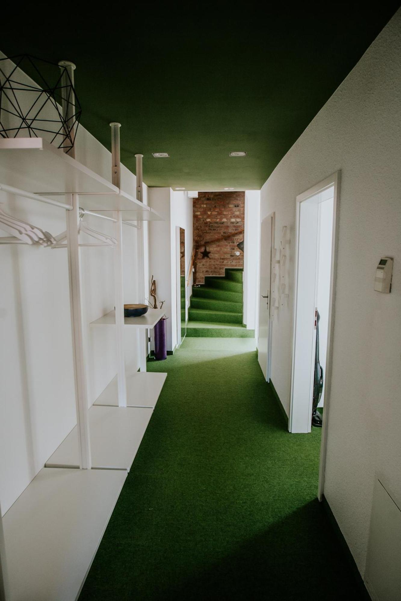 Traumhaftes Apartment Am Dom Mit Grosser Dachterrasse Цвикау Екстериор снимка