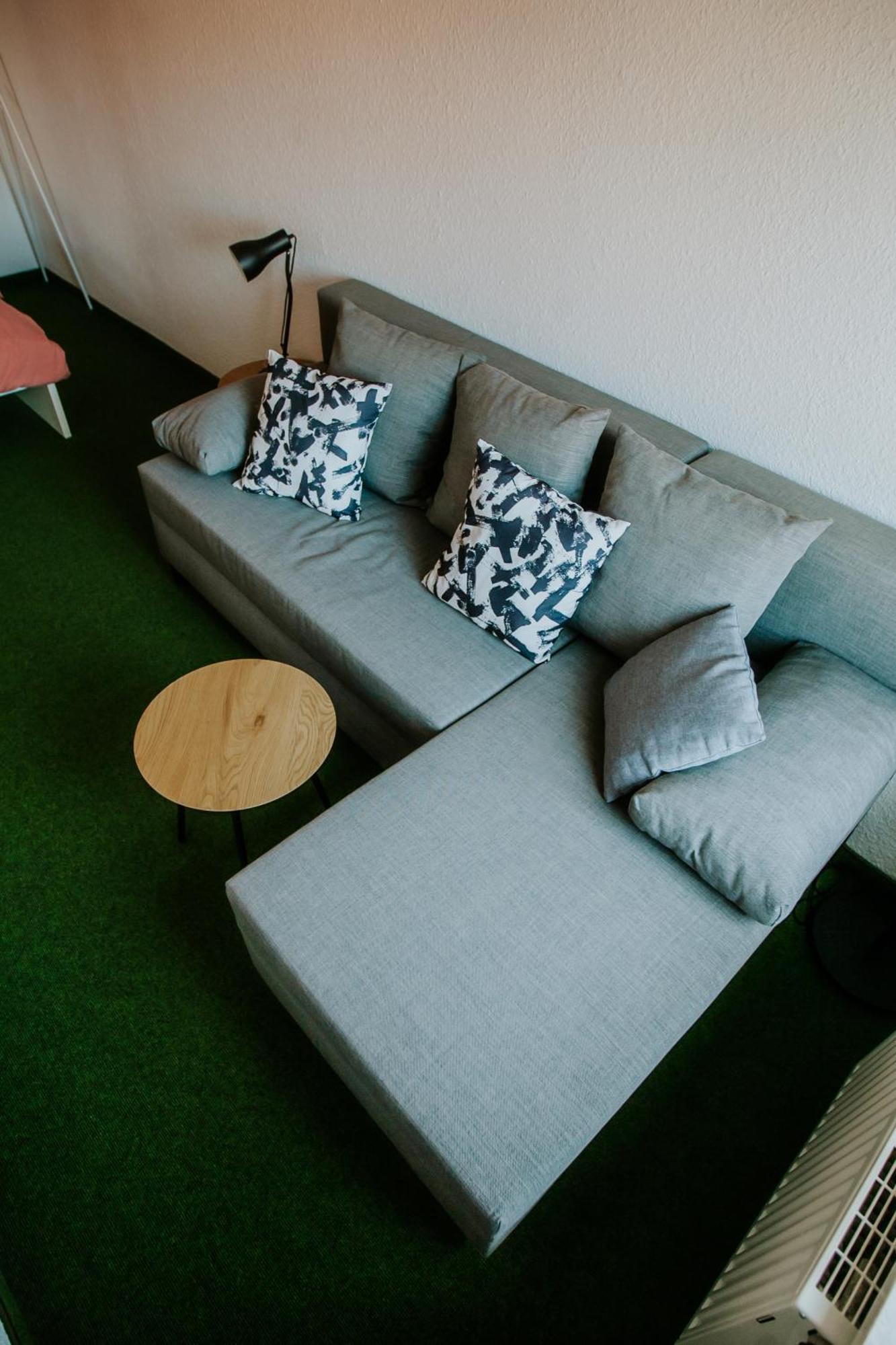 Traumhaftes Apartment Am Dom Mit Grosser Dachterrasse Цвикау Екстериор снимка