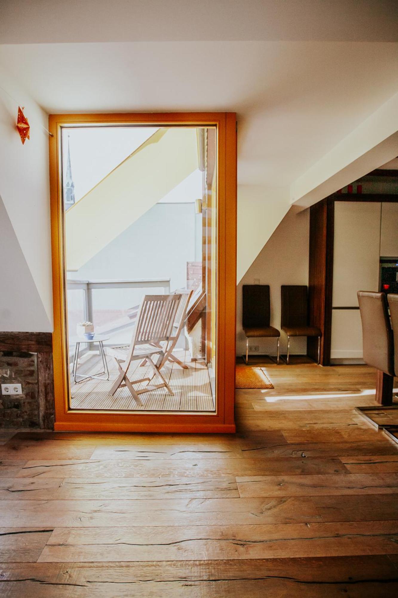 Traumhaftes Apartment Am Dom Mit Grosser Dachterrasse Цвикау Екстериор снимка
